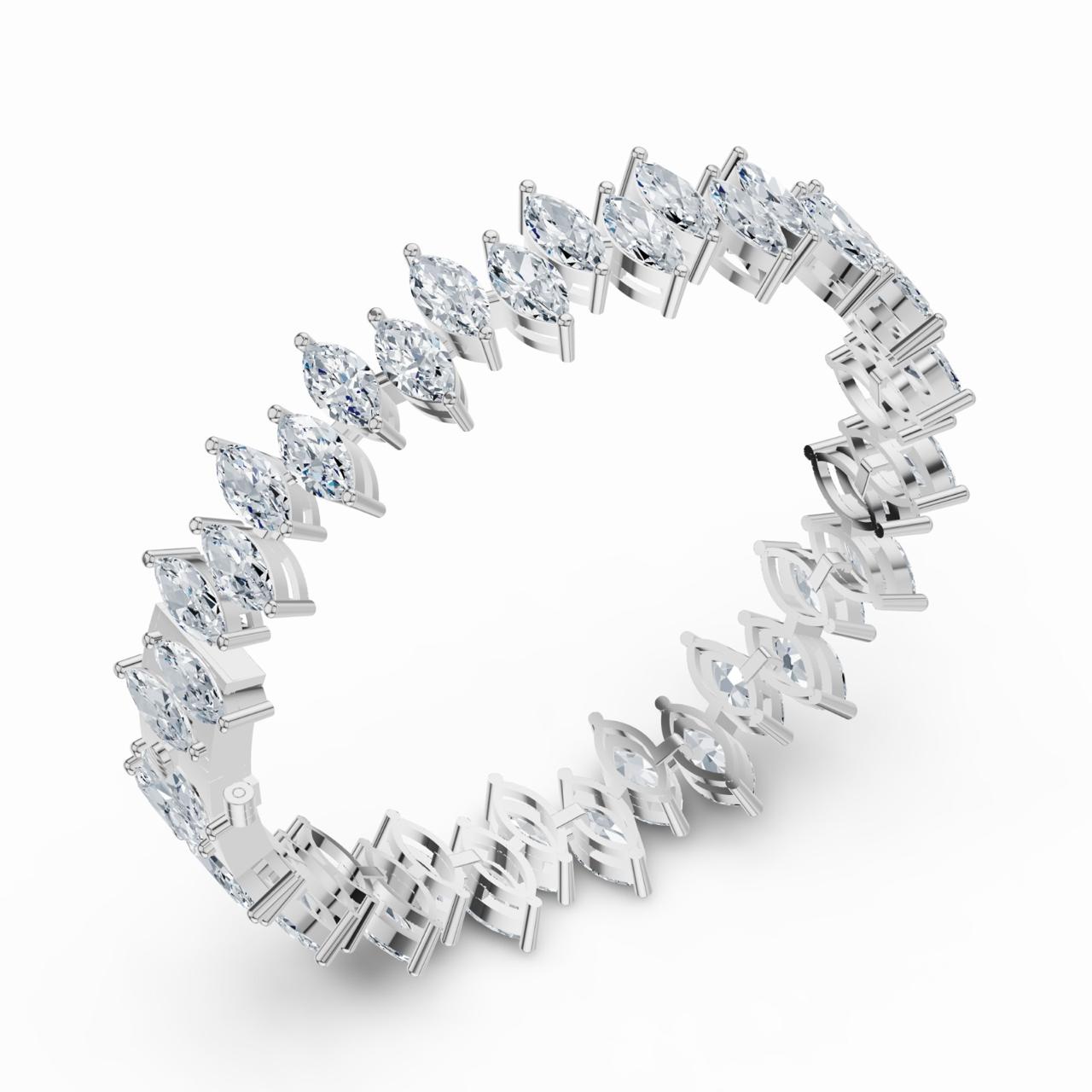 Éclat Marquise Bracelet view 3